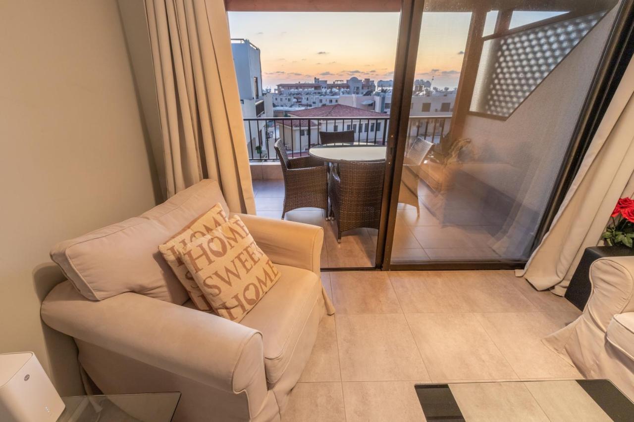 Alexis Apartments - Lovely 2-Bedroom With Swimming Pool بافوس المظهر الخارجي الصورة